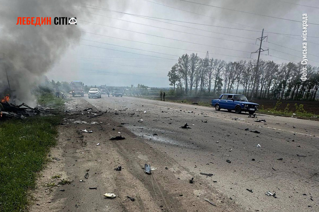 Ворожий безпілотник атакував автомобіль енергетиків на Сумщині: є загиблий