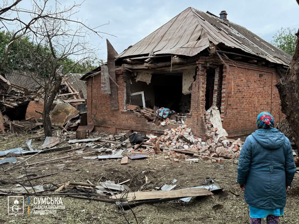 Ворог атакував Сумщину: є загиблий та руйнування