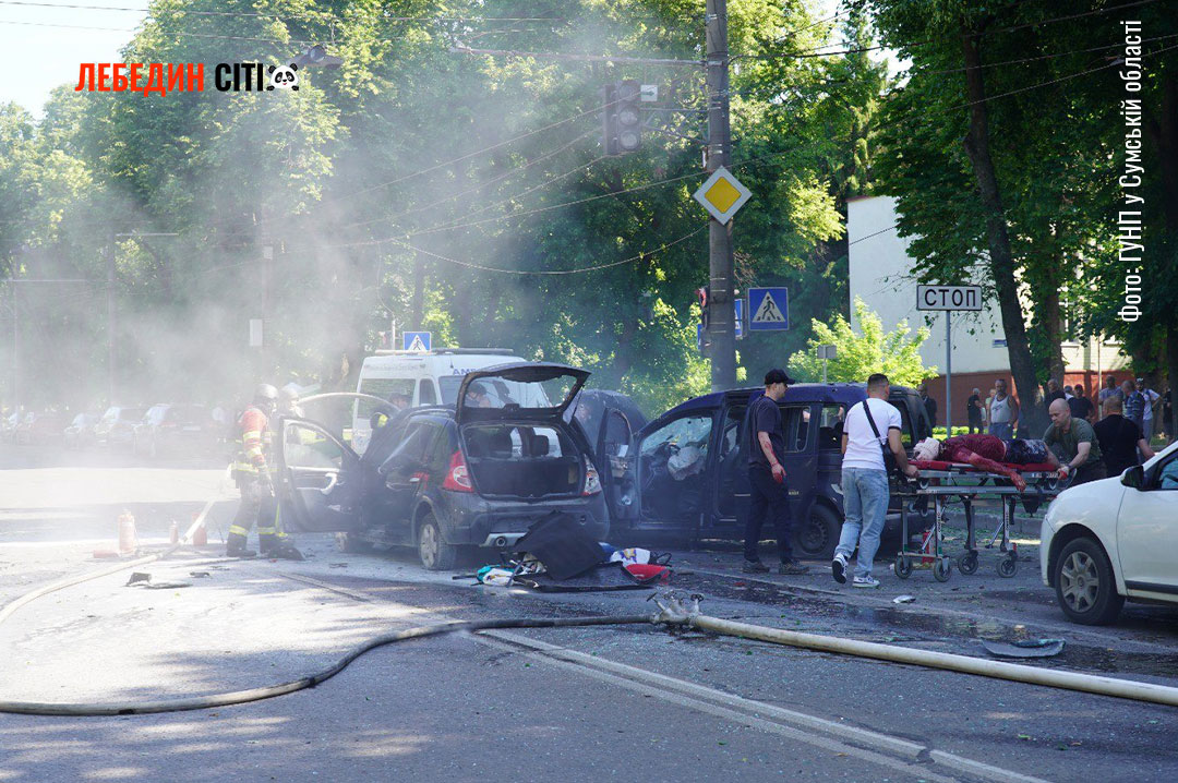В Сумах внаслідок ворожого обстрілу загинули троє людей, 20 поранено