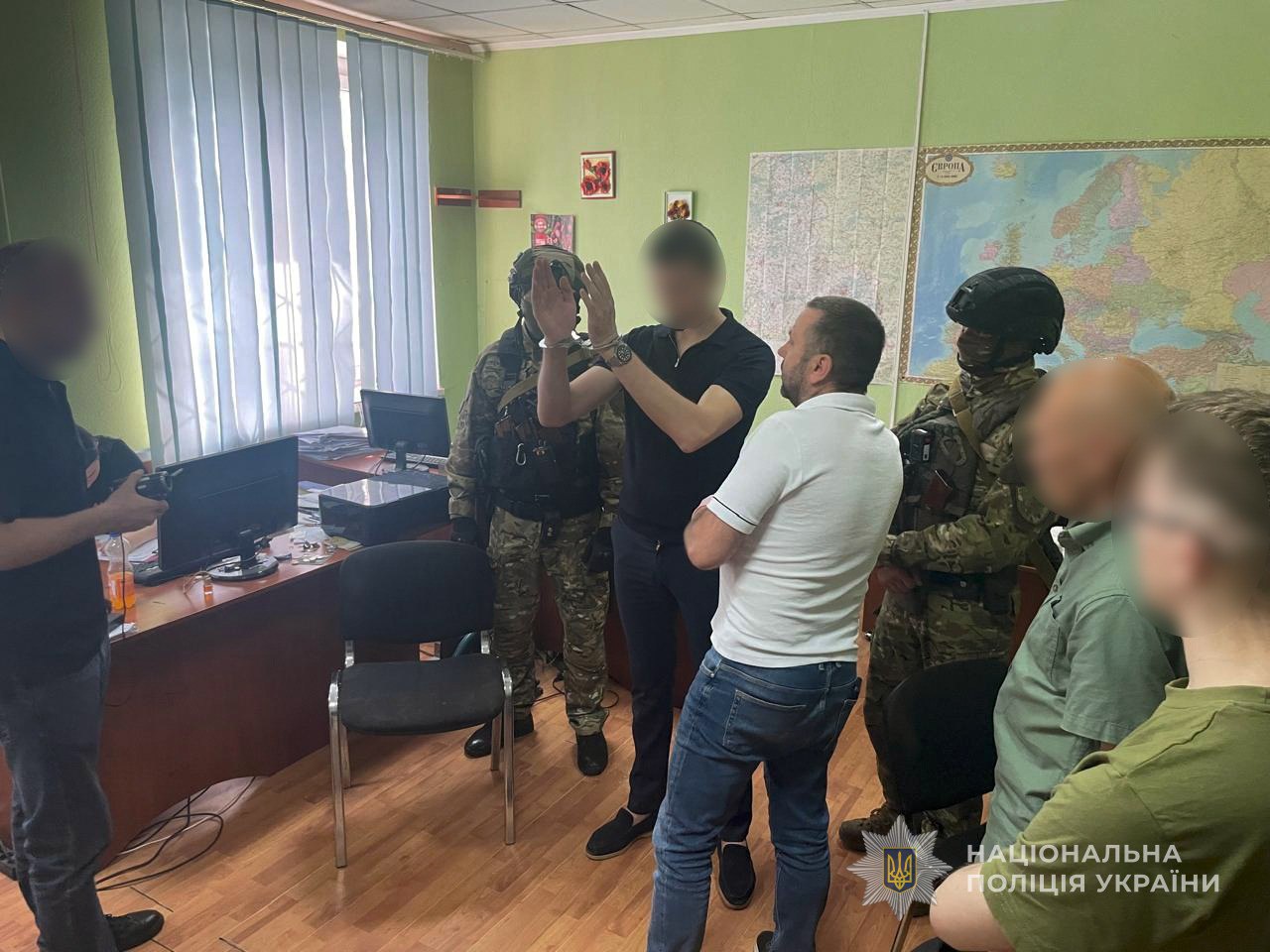На Сумщині викрито шахрая, що створив фейкову криптобіржу на 7,6 млн грн