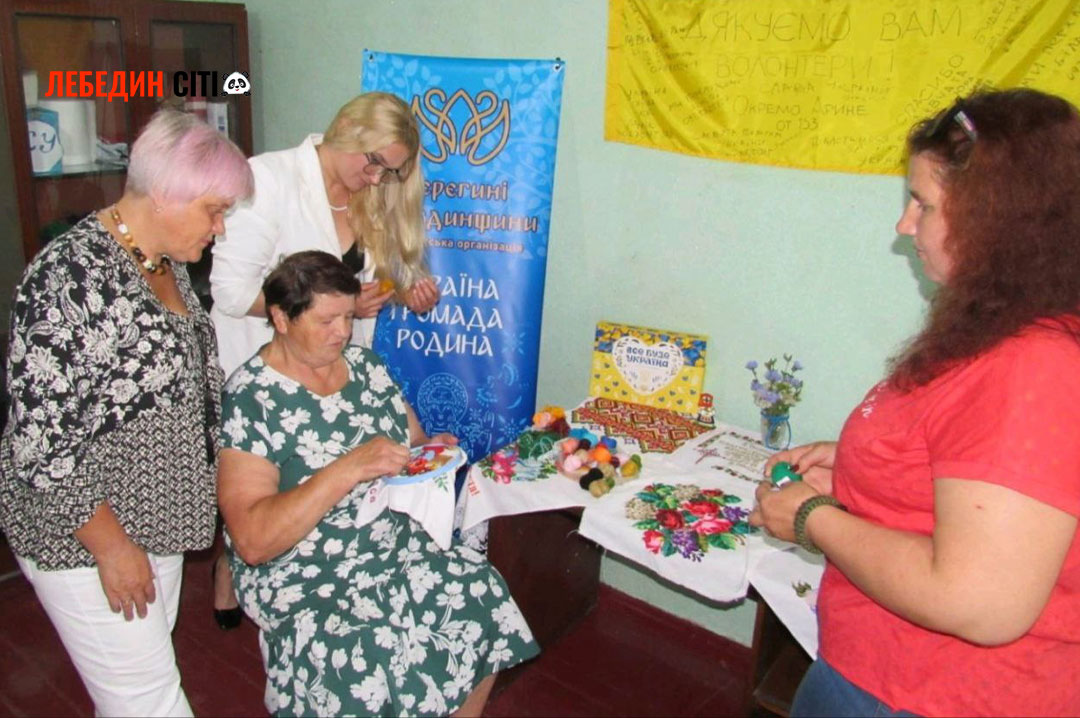 У Лебедині стартувала Всеукраїнська акція “Рушник надії” на підтримку полонених та зниклих безвісти