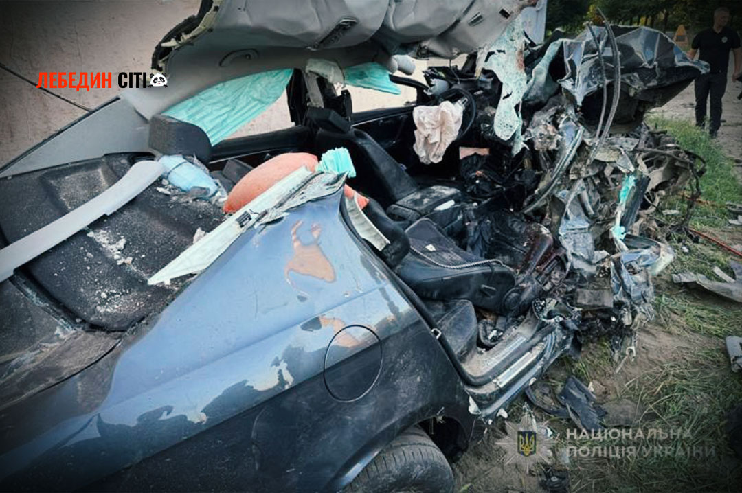 На Сумщині водій врізався в паркан через раптове погіршення здоров’я