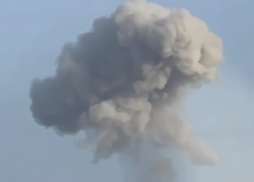 Ворог вночі вдарив ударними БпЛА по Тростянецькій громаді