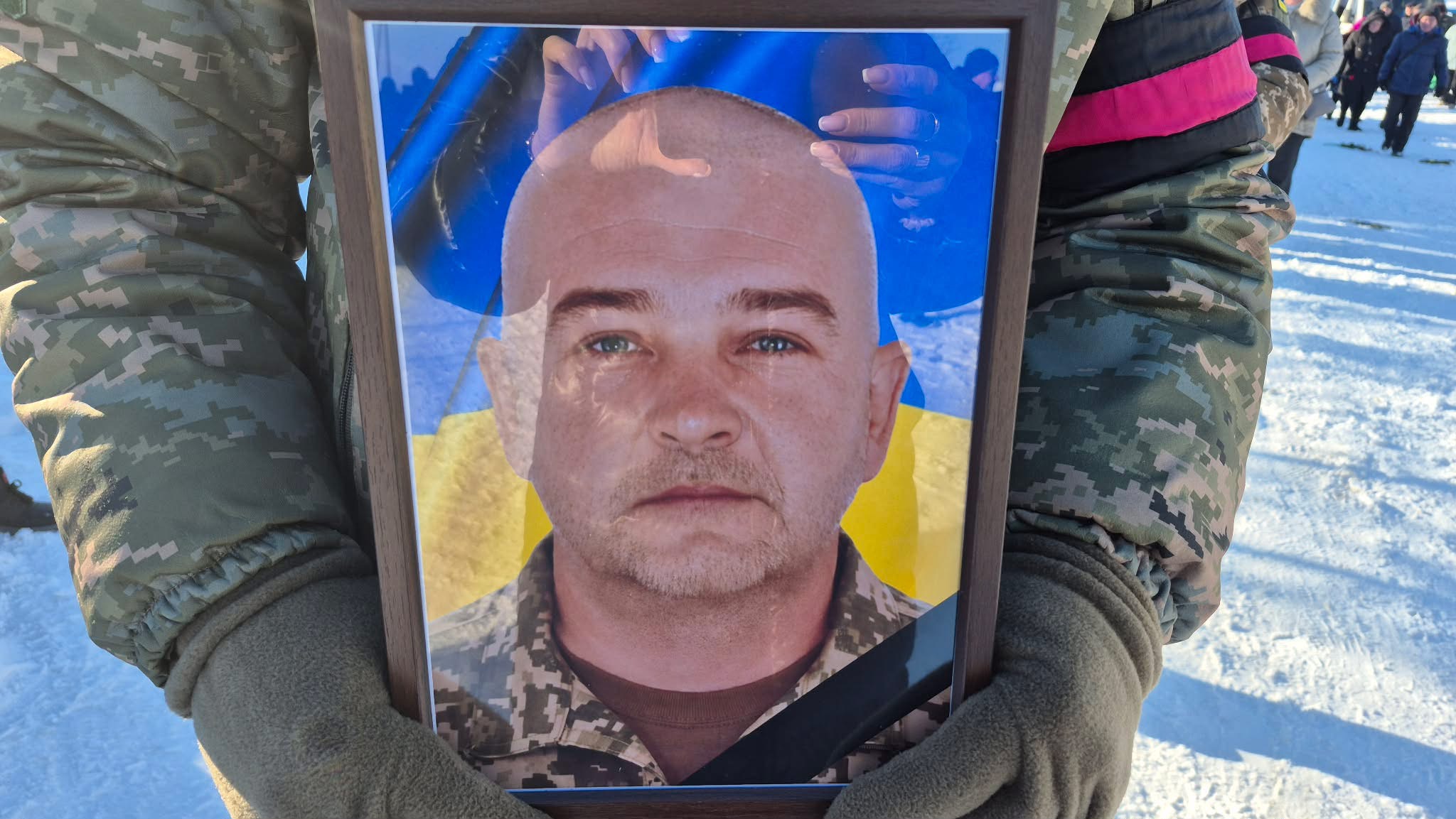 Лебединщина провела в останню путь захисника Романа Балинського