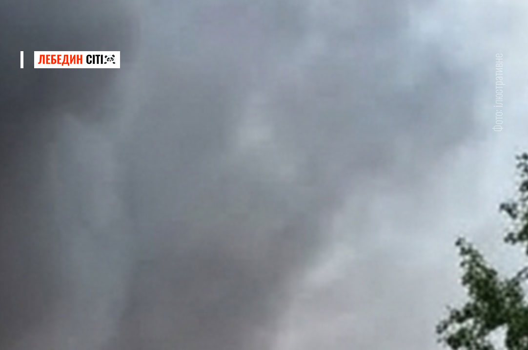 Ворожий дрон атакував цивільне авто на Сумщині: серед поранених двоє дітей