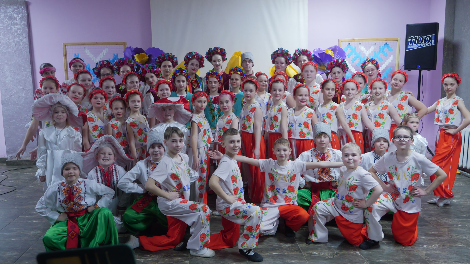 У Лебедині відбувся звітний концерт народного хореографічного колективу «Веселка»