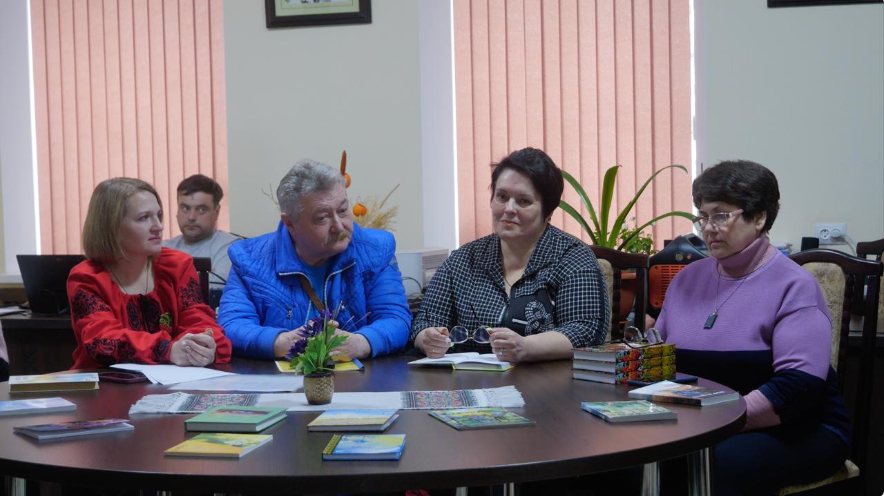 У Лебедині відбувся поетичний захід до Всесвітнього дня поезії