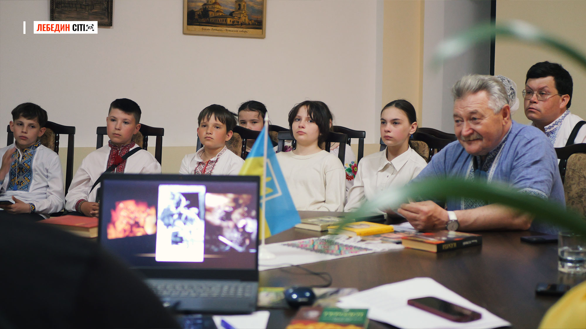 У Лебединському краєзнавчому музеї відбувся тематичний захід до Дня Героїв