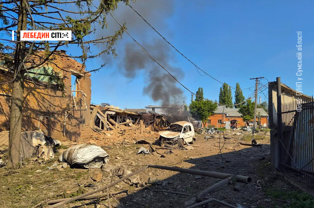 За добу на Сумщині загинула одна людина, ще п’ятеро постраждали: росіяни здійснили понад 70 обстрілів