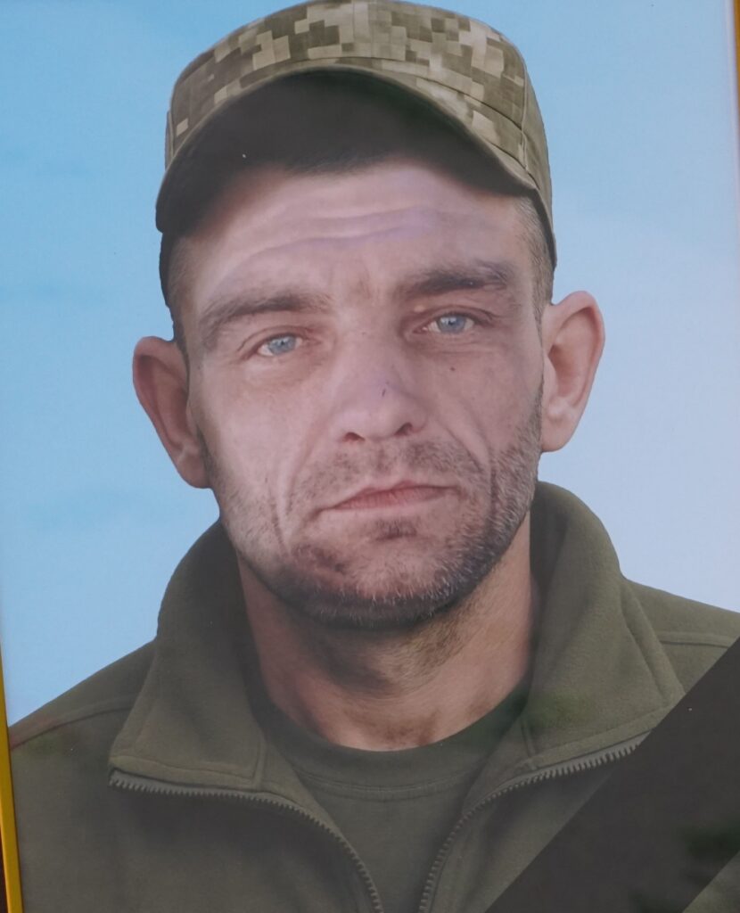 МІРОШНИЧЕНКО Олексій Олександрович