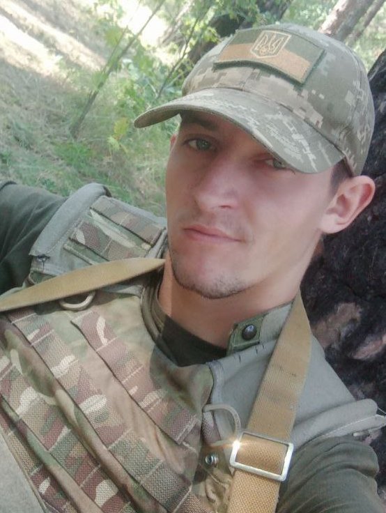 КОЛІСНИК Ігор Михайлович